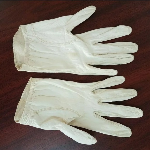 AUTHENTIC VINTAGE IVORY LEATHER  CHRISTIAN DIOR Lord & Taylor GLoves - Picture 2 of 7